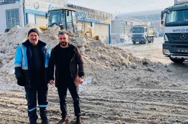 Emre Akdoğan sahada, esnaf rahatta: Sanayide kar engeli aşıldı 