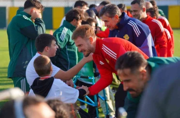 Engelleri yeşil sahada aştılar