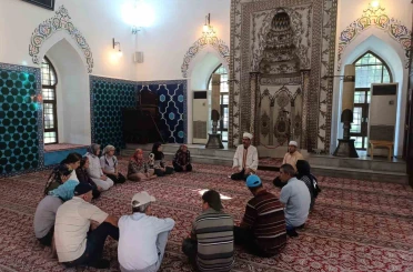 Engelli bireyler Muradiye Külliyesi’nde 