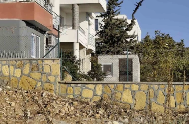 Engelli kadının kulübede yaşamı yürekleri burktu 