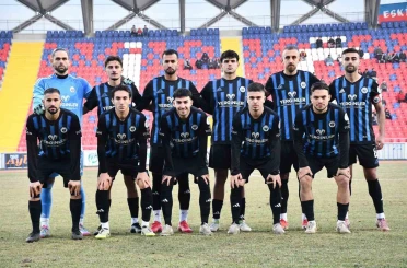 Erciyes 38 FK Teknik Direktör Adem Çak: "Hiçbir bahaneye sığınmadan çıkıp 3 puanımızı aldık" 