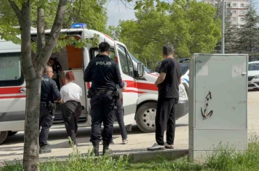 ’Erkek arkadaş’ kavgasında 3 kız bıçakla yaralandı 