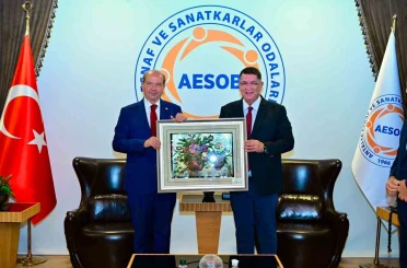 Ersin Tatar: "Türkiye ile KKTC arasındaki kardeşliğin en güçlü temsilcilerinden biri esnaftır" 
