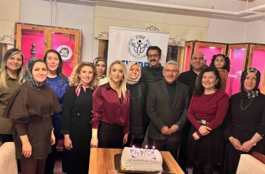 Erzincan EYUDER’den Öğretmenler Günü ve 2026 Planlama Toplantısı 