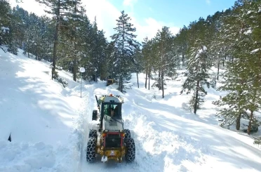 Erzincan’da 125 köy yolu ulaşıma kapandı 