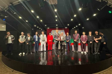 Erzurum Büyükşehir Belediyesi Şehir Tiyatroları, Trabzon Erol Günaydın Tiyatro Festivali’nde 
