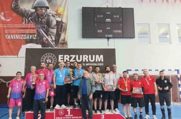 Erzurum İl Sağlık Müdürlüğü Kamu Spor Oyunları’nda şampiyon oldu