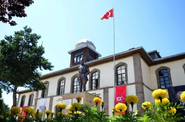 Erzurum Kongre Binası ziyaretçilere kapatıldı 