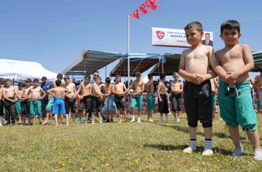 Erzurum Ovası’nda güreş festivali 