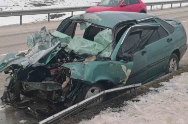 Erzurum-Pasinler yolunda trafik kazası: 1’i ağır 3 yaralı 