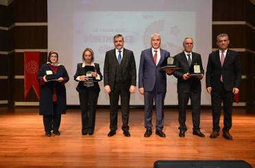 Erzurum’da 24 Kasım Öğretmenler Günü kutlaması 