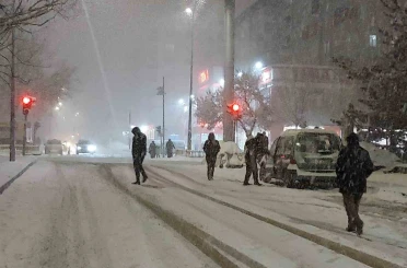 Erzurum’da 3 ilçede okullar 1 gün tatil edildi 