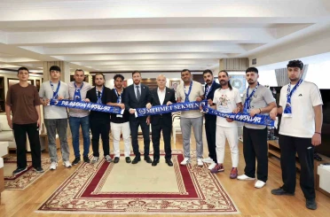 Erzurumspor taraftar gruplarından Başkan Sekmen’e ziyaret 