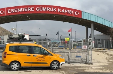 Esendere Sınır Kapısı’nda sessiz bekleyiş sürüyor 