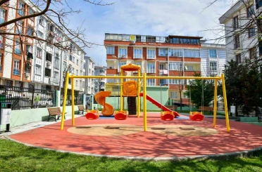 Esenyurt Belediyesi yangında zarar gören parkı yeniledi 