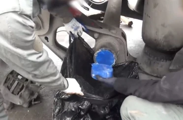 Esenyurt’ta ağır tonajlı aracın jantından 54 kilo uyuşturucu çıktı 