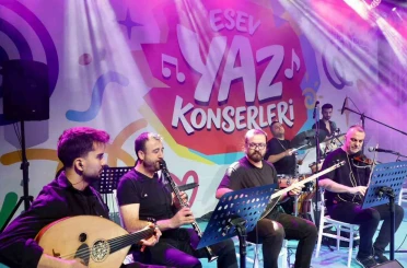 ESEV Yaz Konserleri, farklı müzik türlerini Esenlerlilerle buluşturmaya devam ediyor 