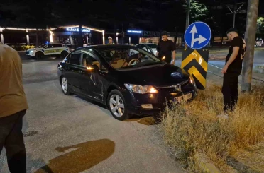 Eskişehir’de otomobil ile ticari taksi çarpıştı 