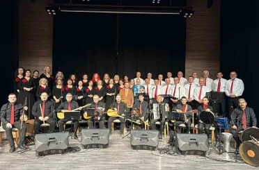 Eskişehir’de ‘Türkülerle ısınan gece’ ‘Türk Halk Müziği Konseri’ yoğun ilgi gördü 