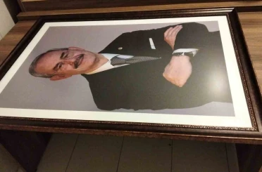 Eskişehir’de Yılmaz Büyükerşen’in fotoğrafları depolara kaldırıldı 