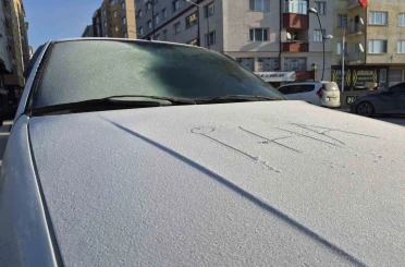 Eskişehir’deki soğuklar arabaları etkiledi 