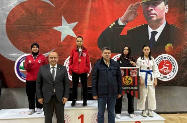 Eskişehirli sporculardan Sakarya’da başarı 