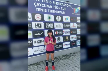 Eskişehirli tenisçi Zonguldak’ta şampiyon oldu 