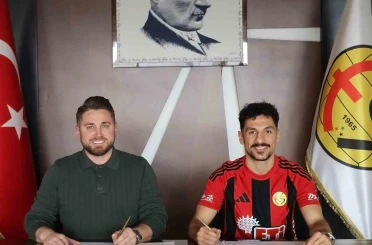 Eskişehirspor sol bekine kavuştu: Recep Pekgöz imzayı attı 