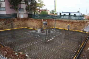 Eşme’de sağlık tesisleri ve meslek yüksekokulu binası temeli atıldı 