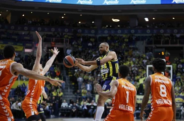 Euroleague: Fenerbahçe: 82 - Valencia Basket: 79 