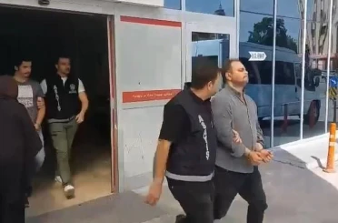 Ev kundaklayan avukat ve arkadaşına 1 yıl 8 ay hapis