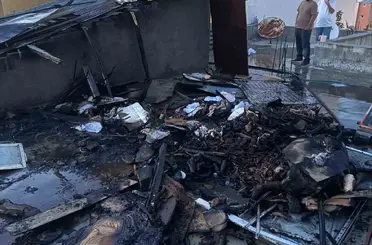 Evin çatısında çıkan yangın korkuttu