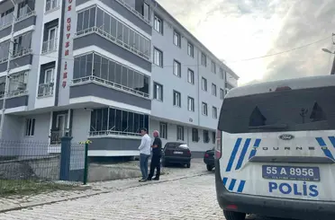 Evinde silahla vurulmuş halde bulundu
