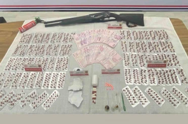 Evinde ve aracında uyuşturucu bulunan şahıs tutuklandı 