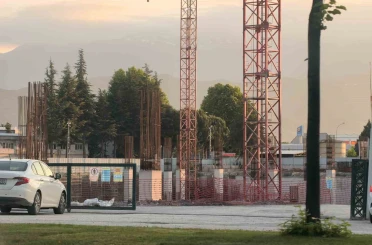 Fabrika inşaatında iş kazası: 1 yaralı 