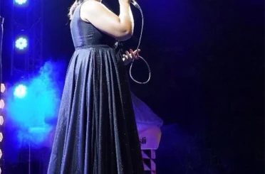 Fado’nun yeni sesi Cludia Madeira İstanbul’da müzikseverlerle buluşacak 