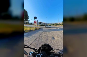 Feci kazaların yaşandığı kavşakta kırmızı ışık ihlali kamerada 