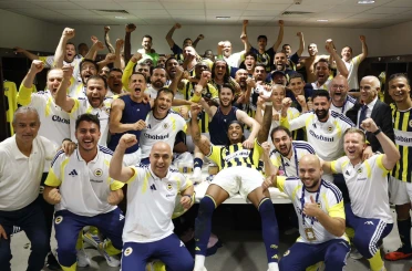 Fenerbahçe Avrupa'da yoluna devam ediyor: Lyon'u 2-1 mağlup etti
