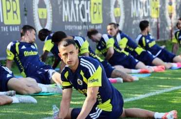 Fenerbahçe, yeni sezon hazırlıklarını Avusturya’da sürdürüyor 
