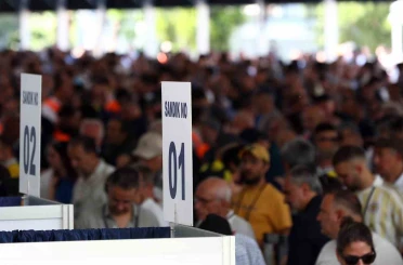 Fenerbahçe’de oy sayma işlemi başladı 