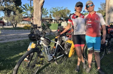 Festival için 2 bin kilometre pedal çevirip Bergama’ya geldiler 