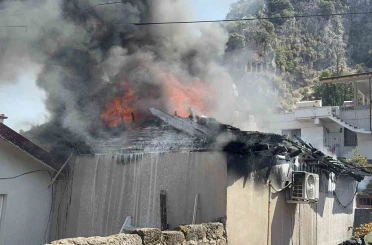 Fethiye’de ev yangını korkuttu 