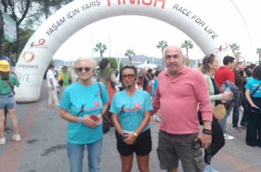 Fethiye’de kanser hastaları için koştular 