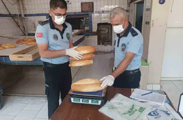 Fırınlarda hijyen ve gramaj denetimi yapıldı
