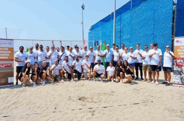 FIVB plaj voleybolu antrenörlük kursu Alanya’da başladı 