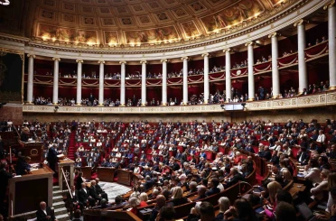 Fransa’da güvenoyu alamayan François Bayrou hükümeti düştü 