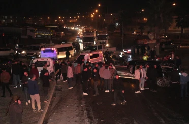 Freni boşalan vinç 6 araca birden çarptı: 7 yaralı