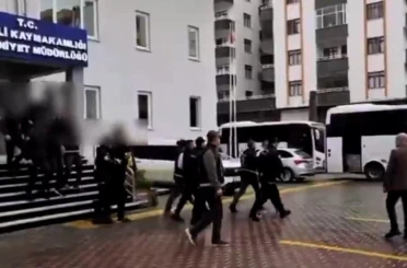 Fuhuş operasyonunda 13 kişi tutuklandı