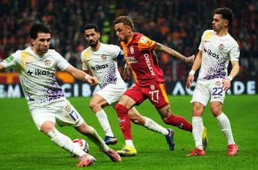 Galatasaray ligde 2 maç sonra gol yedi 