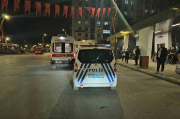 Gaspçı telefonunu almak istediği şahsı bıçakla yaraladı 